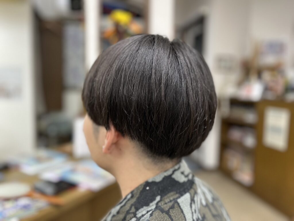 メンズカット（大学生）