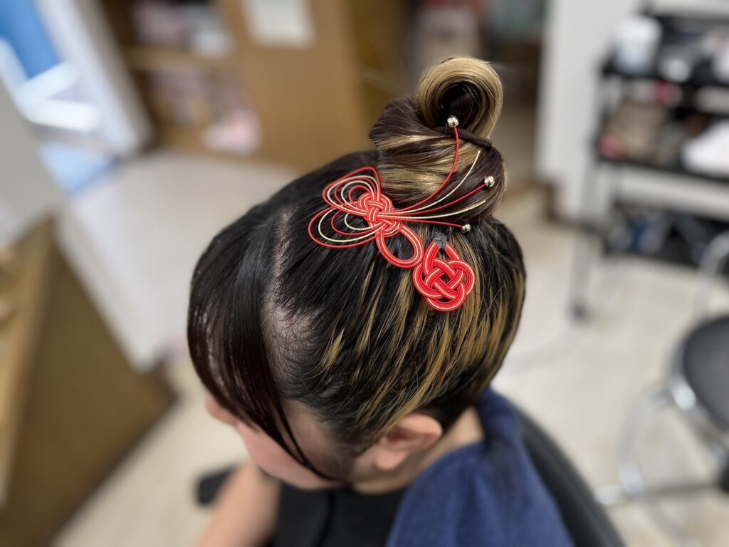 お団子ヘアー