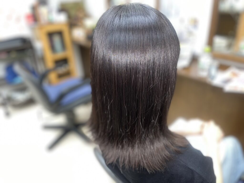 縮毛矯正（マレーアレナータ）